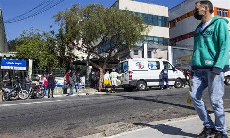 SP aplicará terceira dose da vacina em maiores de 60 anos a partir de 6