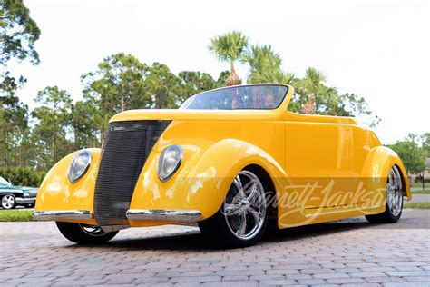 1937 Ford Custom Roadster