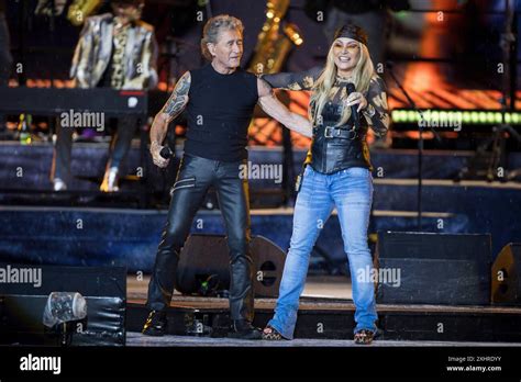 Peter Maffay Und Anastacia Live Auf We Love Rock N Roll Farewell