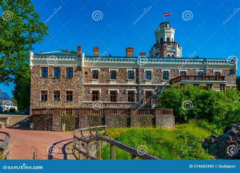 New Castle In Latvian Town Sigulda Stock Photo Image Of Nature