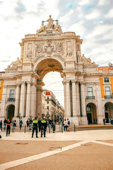 En 20 Best Things To Do In Lisbon Portugal