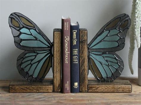 Pin By Joanna On Witraż In 2024 Stained Glass Diy Butterfly Bookends Stained Glass Designs