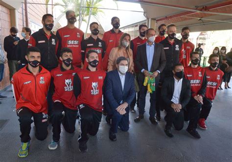 Ao Lado Do Prefeito Rog Rio Lins E Luiz Trabuco Skaf Inaugura Escola