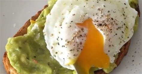 Man Shares Poached Egg Hack That Will Help You Get Breakfast Perfect Every Time Mirror Online