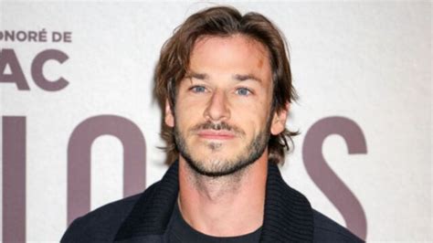 D C S De Gaspard Ulliel Pierre Niney Lui Rend Un Hommage Mu