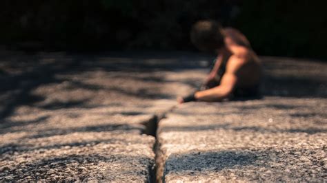 Is rock climbing dangerous? How to manage the risk | Advnture