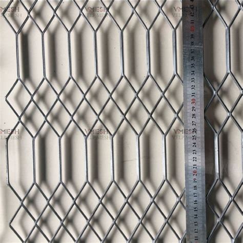 Hot Dip Galvanized Carbon Steel Expanded Metal Mesh With Gothic Style