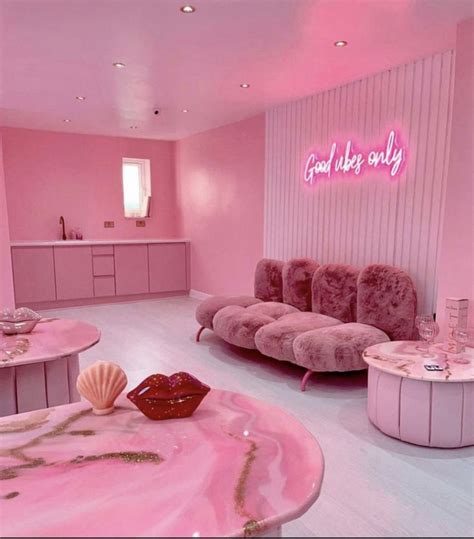 Pin By Calea Lowe On Future Office Beauty Room Design Esthetician