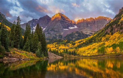 Your Ultimate Guide to Colorado Fall Foliage - Minneopa Orchards