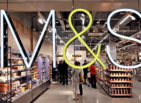 Marks & Spencer обновляет магазины в России