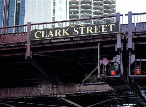 Clark Street Bridge - Chicago Photograph by Daniel Hagerman