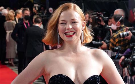 Successions Sarah Snook Is Returning To West End In One Woman Show