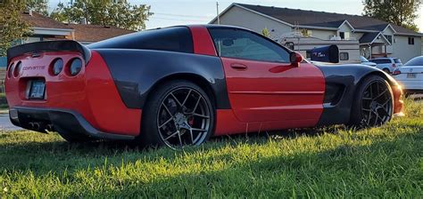 Corvette Creationz TPE Style Carbon Coupe Flared Rear Fenders