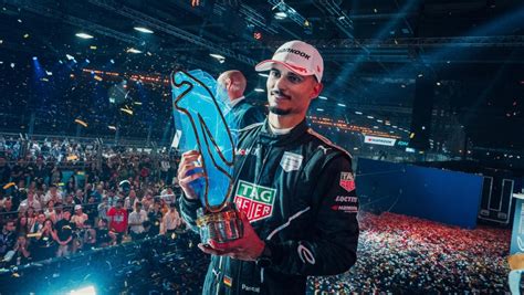 Porsche Pilot Pascal Wehrlein Gewinnt Formel E Weltmeisterschaft