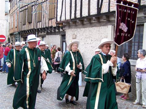 confrérie de l Ail Rose de Lautrec lautrec fr Lautrec Tourisme