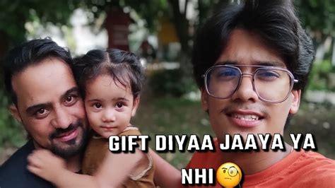 Priyanshi Ko Gift Dede Ya Nhi YouTube