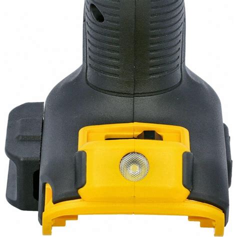 TALADRO PERCUTOR 18V DEWALT