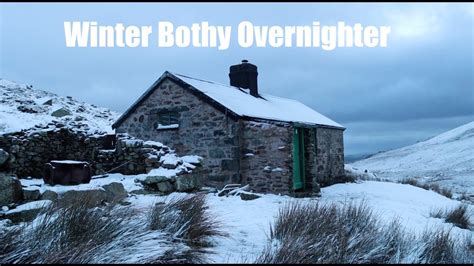 Overnighter In Dulyn Bothy Mountain Refuge Shelter North Wales In