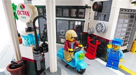 LEGO Creator Expert 10264 Corner Garage review