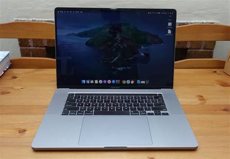 Review Apple Macbook Pro Inch Late Pickr