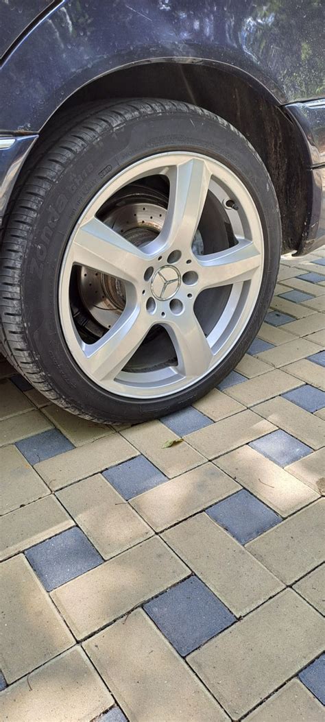 Продам разноширокие диски R18 с хорошей летней резиной 245/45 ZR 18 100W