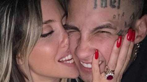 La foto hot de Wanda Nara que publicó L Gante con una importante declaración de amor