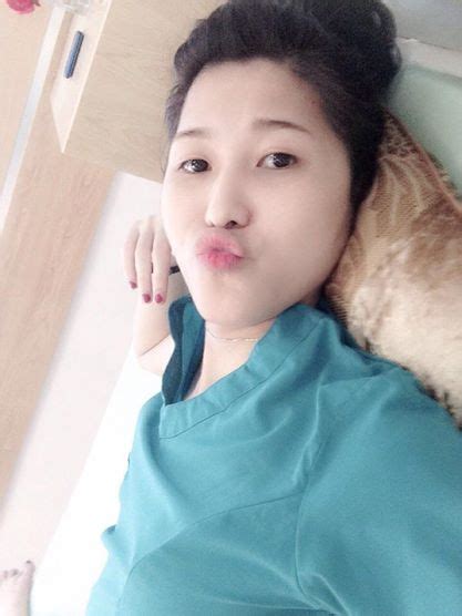 Nh N L I Nh Ng L N G Y Shock C A Hot Girl Chuy N Gi I Tr M Anh Hot Girl Chuyen Gioi Tram Anh