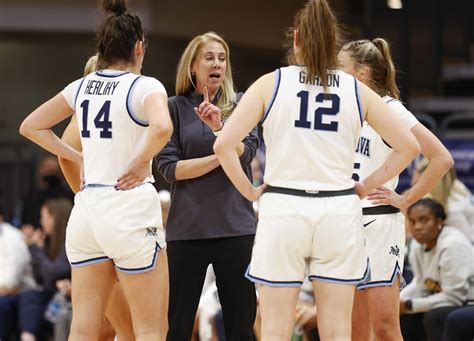 What Villanova Coach Denise Dillon Says About Uconn Womens Basketball