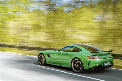 Mercedes-Benz AMG GT R Will Leave You Green With Envy - SlashGear