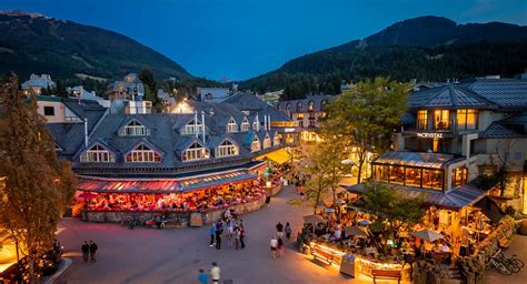 Khám Phá Và Vui Chơi Tại Làng Du Lịch Whistler - Canada