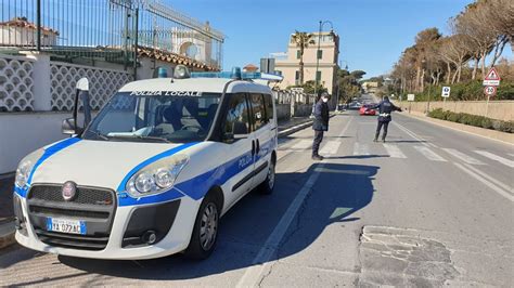 Nettuno Annullato Il Consiglio Comunale Proseguono I Controlli Della