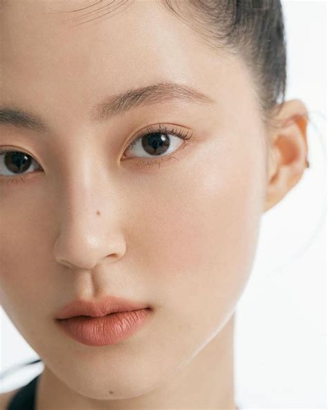 Pin by jennierubyxsz on 𝕾𝙪𝙣𝙜 𝕵𝙞 𝖄𝙤𝙪𝙣𝙜 성지영 𝕵𝙞𝙮𝙤𝙪𝙣𝙜 지영 Nude makeup Asian makeup Find makeup