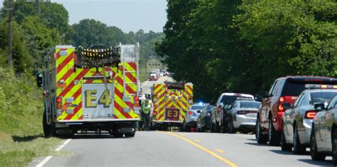 UPDATE: At least one dead in Mooresville wreck