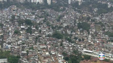 Pol Cia Faz Opera O No Morro Do Fallet Na Zona Norte Do Rio Rio De