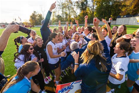 Quinnipiac Stops Fairfield 1 0 Claims Second Consecutive Maac Championship The Quinnipiac