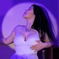 VanessaVibe Nude Strip On Cam For Live Sex Video Chat Gyrls