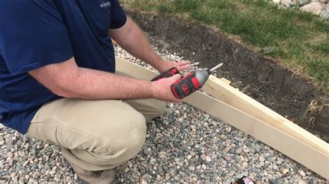 Making A Radius Curve In A Concrete Form Youtube