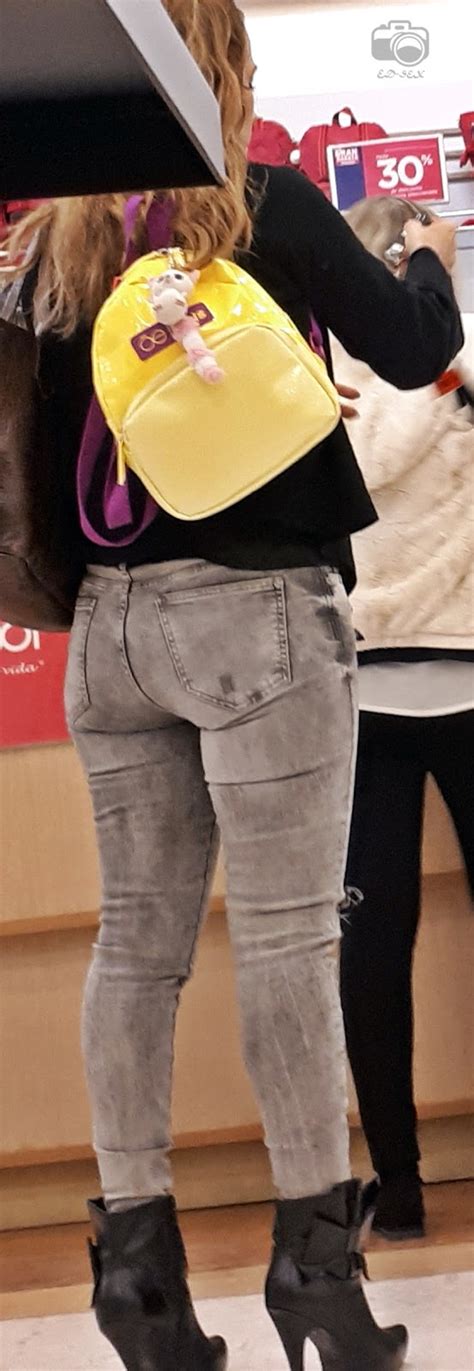 WOW PEDAZO DE MILF CON BUEN CULO