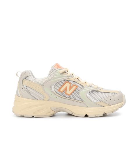 NEW BALANCE Бежевые кроссовки 530 для женщин – купить в интернет ...