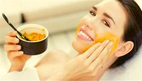 Skin Care हिवाळ्यात कोरड्या त्वचेची समस्या दूर करण्यासाठी मध आणि