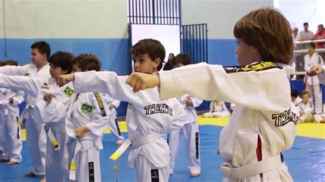 Troca De Faixa Taekwondo Youtube