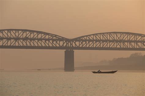 Sunrise on the Ganga river, Varanasi, India 9565120 Stock Photo at Vecteezy