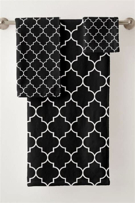 Black And White Latticework Quatrefoil Trellis Bath Towel Set