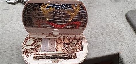 Bourjois Eye Catching NUDE PALETTE Eyeshadow Nude G Amazon Co Uk Beauty