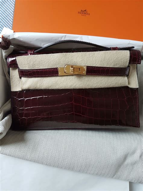 Hermes Kelly Pochette Bordeaux Ghw Ruelamode