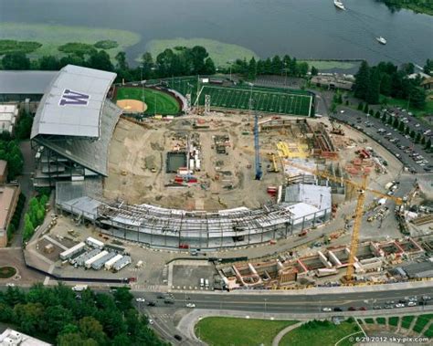 DJC.COM -- Husky Stadium Renovation