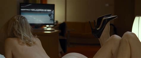 Nude Video Celebs Valerie Pachner Nude Mavie Horbiger Nude Pia Hierzegger Nude Der Boden