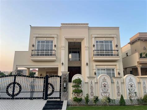 Dha Phase 8 Lahore 1 Kanal House For Sale National Estate