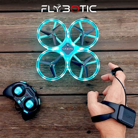 FLYBOTIC FLASHING DRONE Silverlit