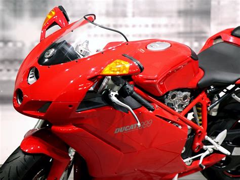 Ducati Colore Red Usato In Vendita